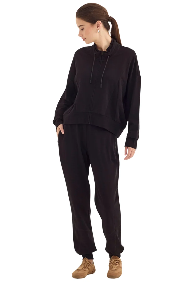 Verge Honour Jacket - Black