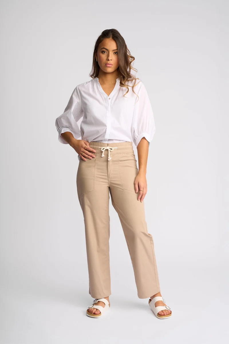 Avon pant sand