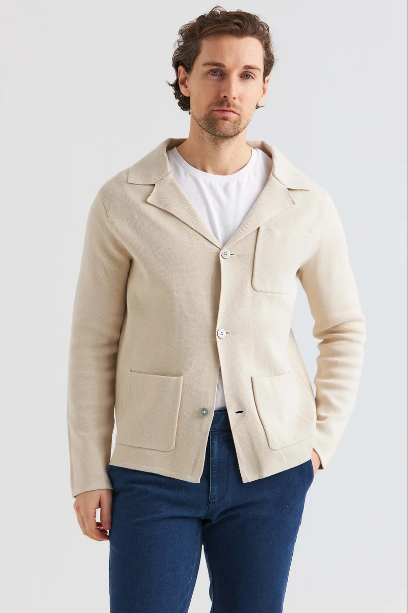 Beige Stickad Overshirt