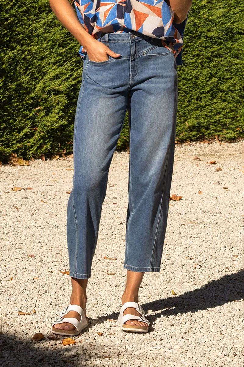 Apollo Barrel leg ankle grazer jean