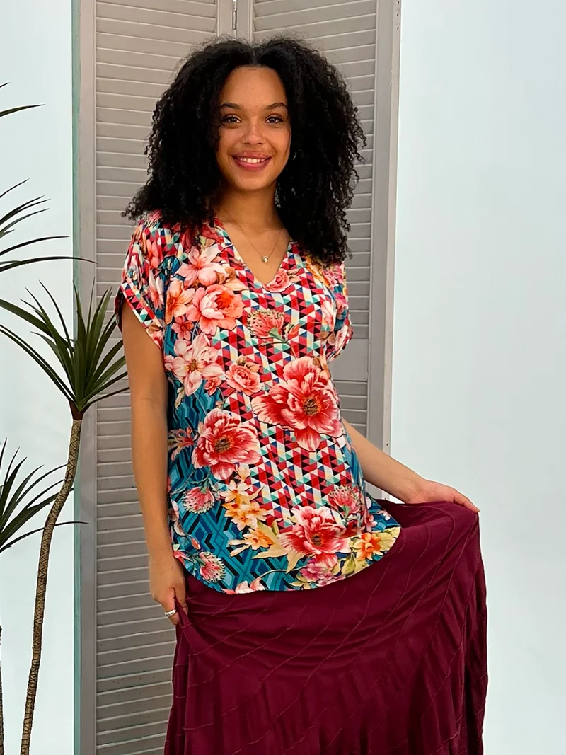 Cienna Floral Diamond V-Neck Top - Print