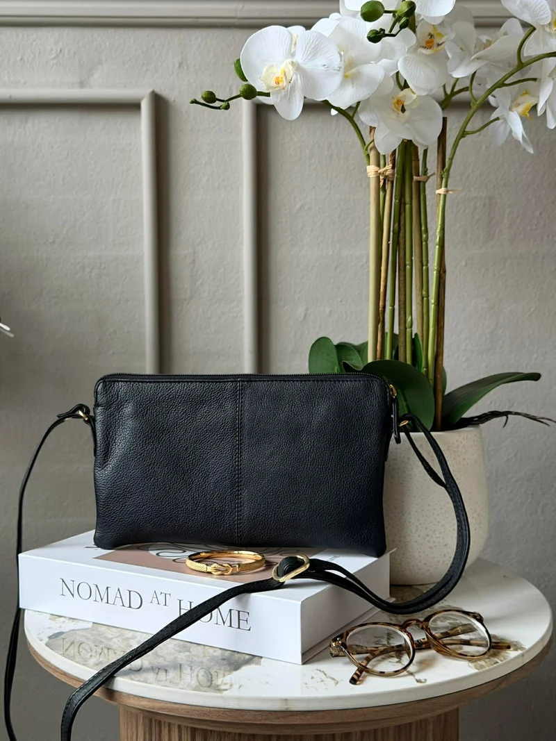 Clutch Misse - Svart / Guld