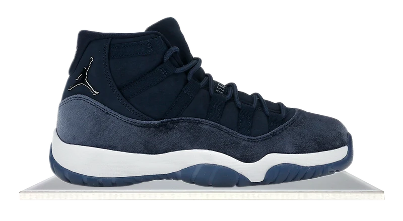 Air Jordan 11 Midnight Navy