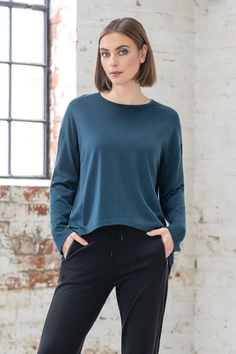 Quinn Merino top dragonfly (Last one size 16)