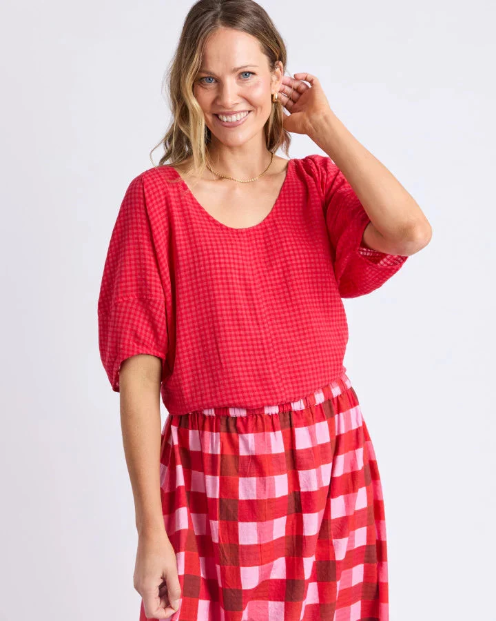 The Grove top poppy