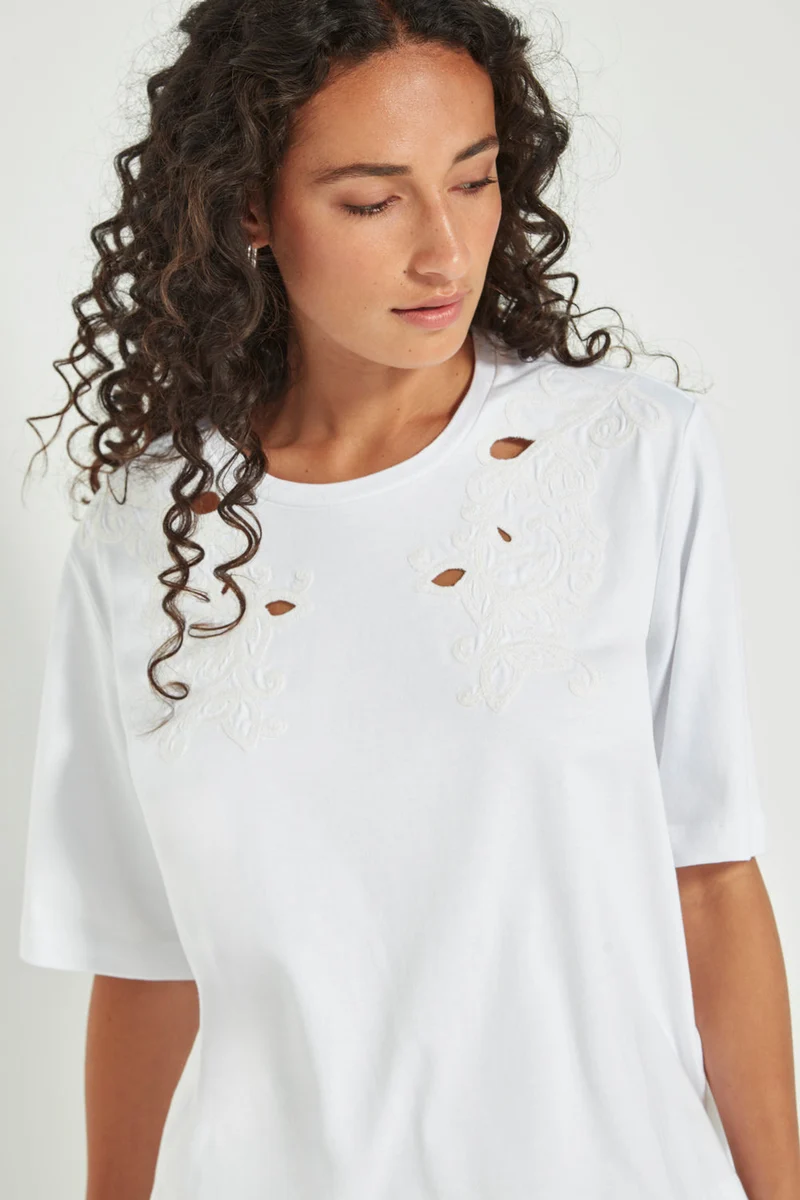 Artisan top white (Last one size Lge)
