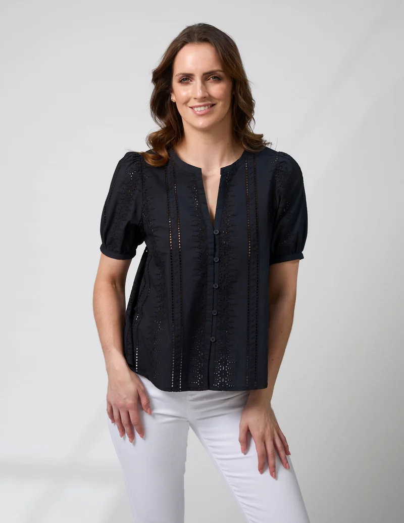 Maddie blouse black (Last one size 8)