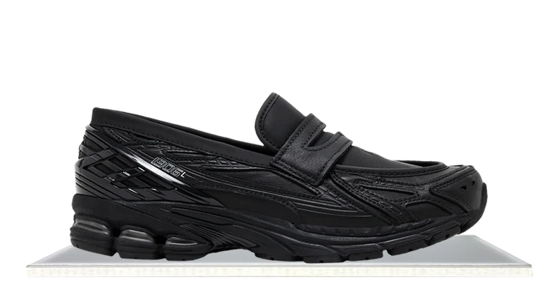 New Balance 1906L Loafer Black Leather