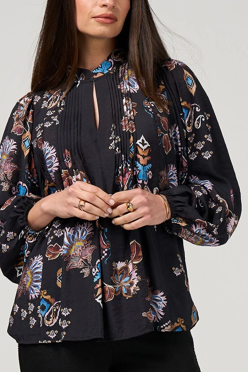 Gilded lotus blouse black multi (Last one size 16)