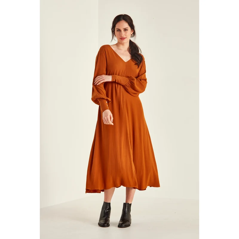 lucia dress cinnimon (size 14)