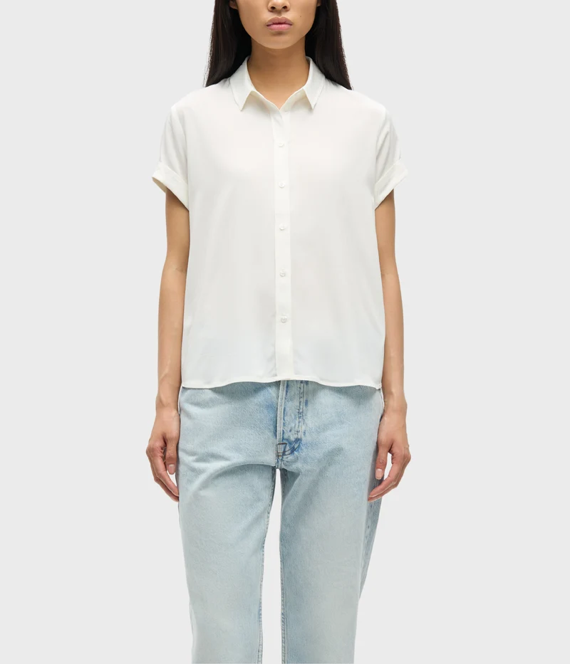 Majan Ss Shirt 9942. (CLEAR CREAM)