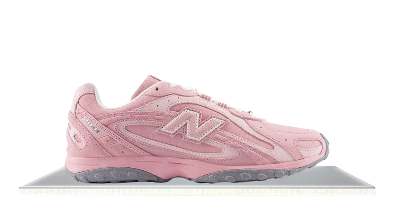 New Balance 204L Pastel Pink