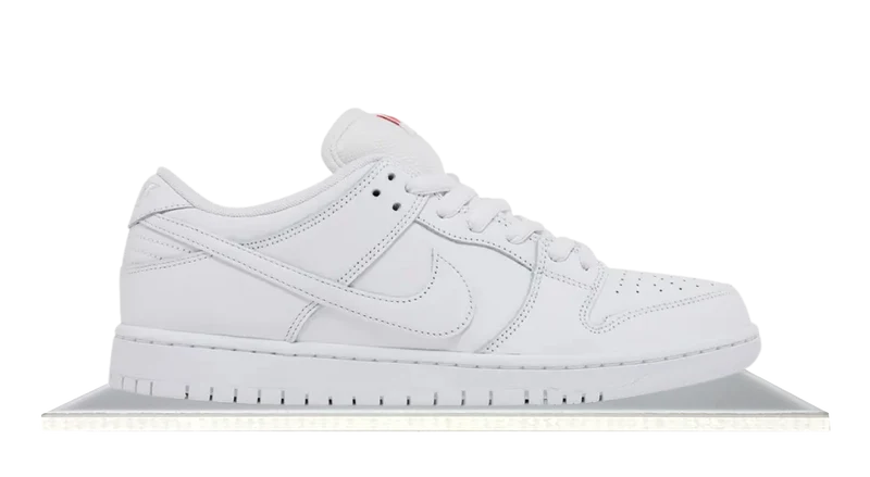 SB Dunk Low Triple White
