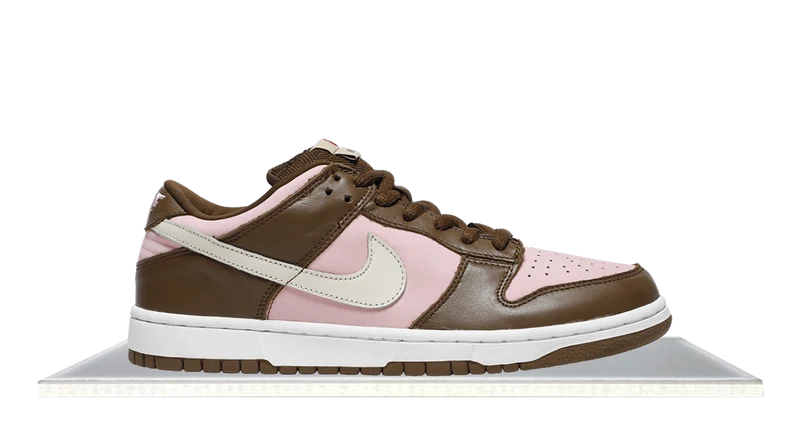SB Dunk Low x Stussy 'Cherry'