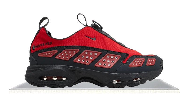 Air Max Sunder Gore-Tex 'Hyper Crimson'