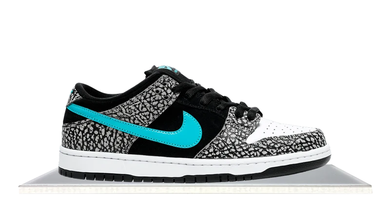 SB Dunk Low Elephant