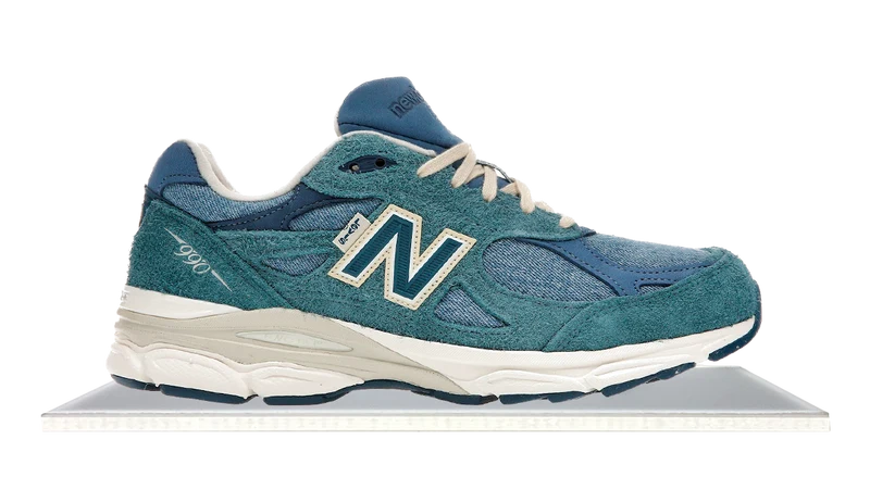 New Balance 990v3 MiUSA Levi's Denim