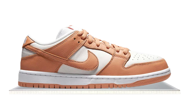 SB Dunk Low Light Cognac