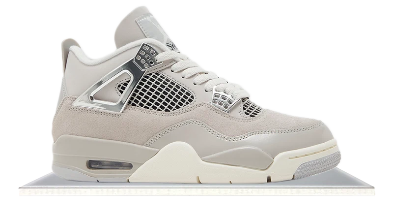 Air Jordan 4 Frozen Moments