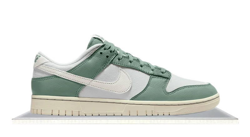 Dunk Low Mica Green