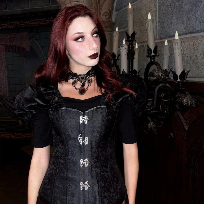 Gothic puffärmad damskorsett med snörning och ben med överbyst