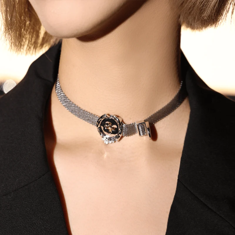 Kvinnors Grunge Spänne Snake Chain Halsband