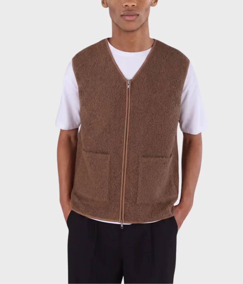 Avery Boucle Vest (665 Toasted brown)