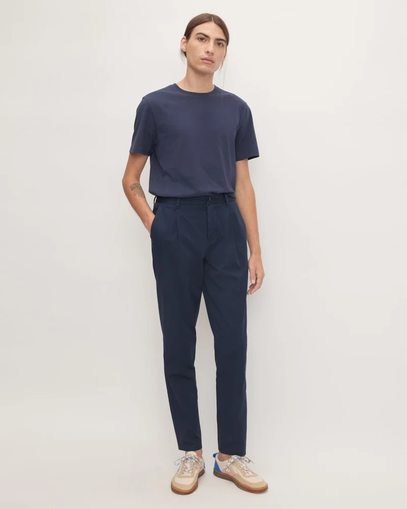 The Pleated Air Chino | Deep Navy