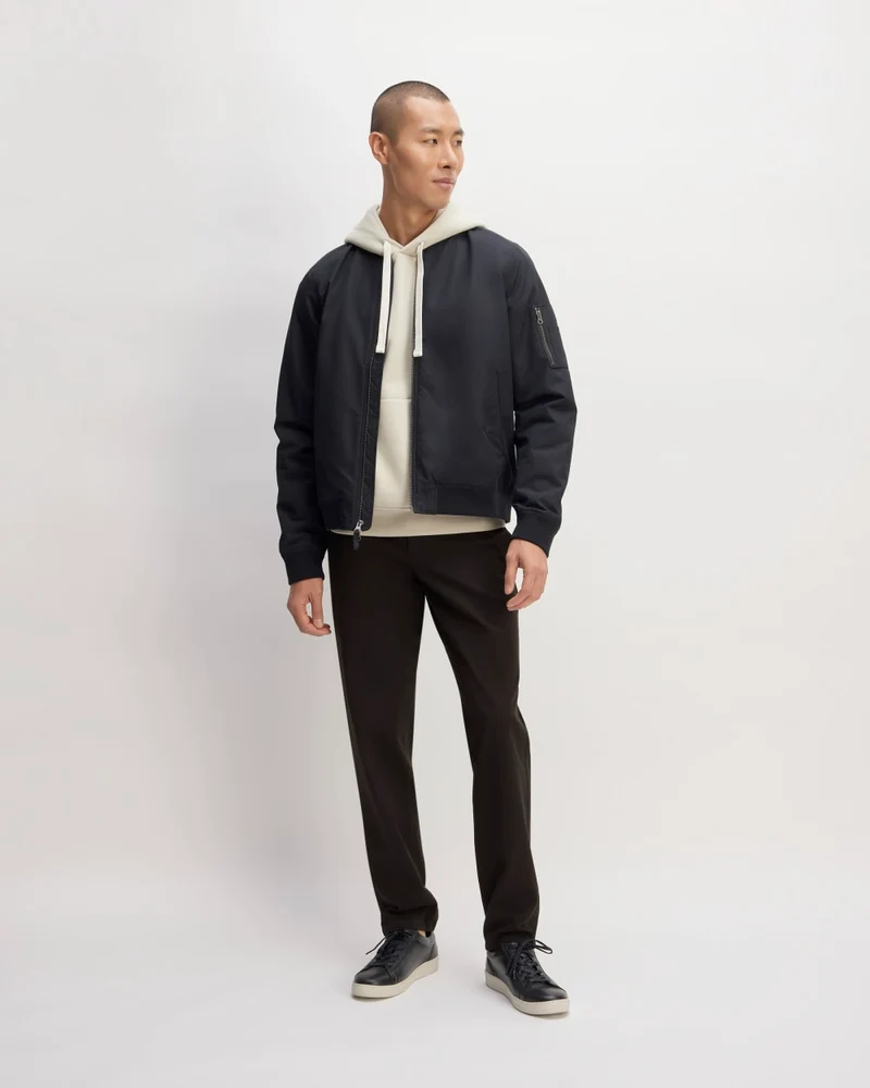 The Straight Fit Performance Chino | Uniform | Black | Straight