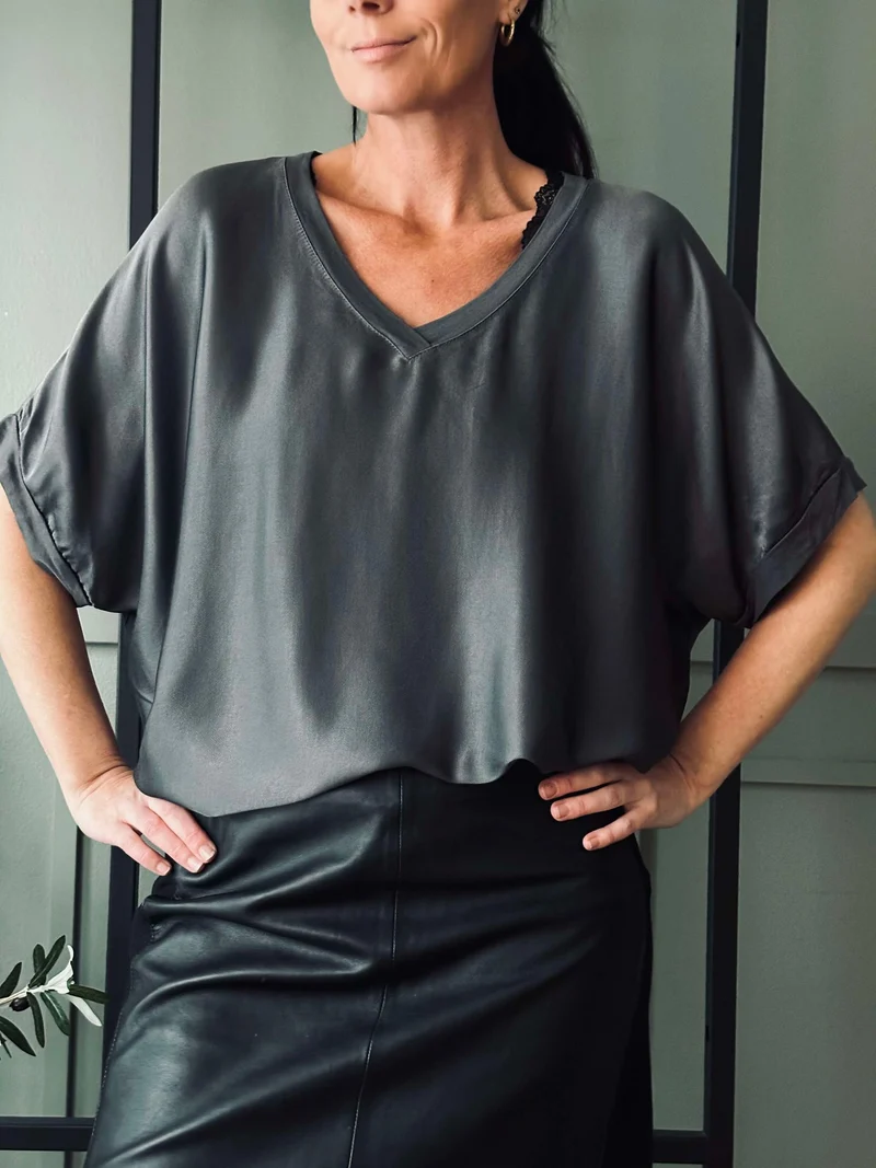 Blus MILA - Koks