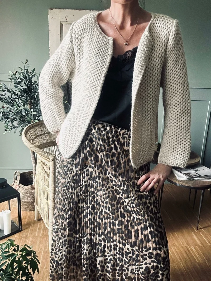Ulljacka med honeycomb-mönster – Ljus beige