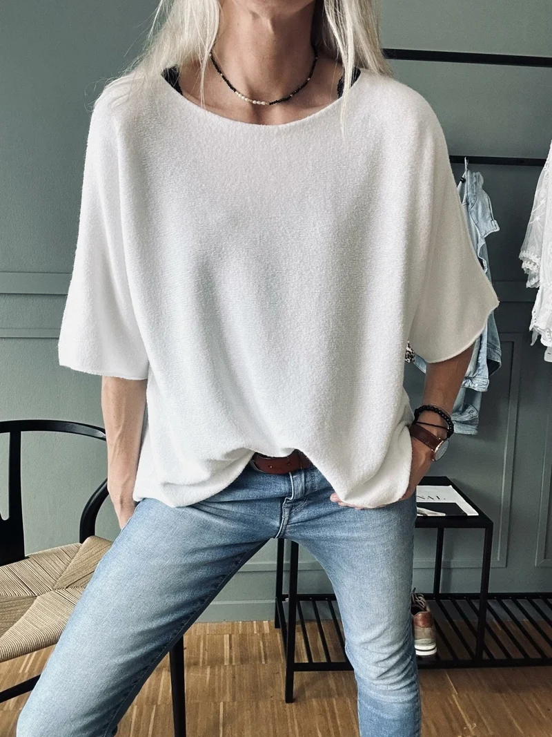 Blus Sia white – Oversize