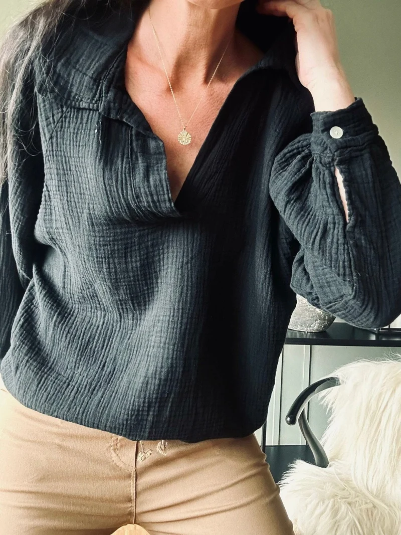 Blus i vaflad bomull – Stone black
