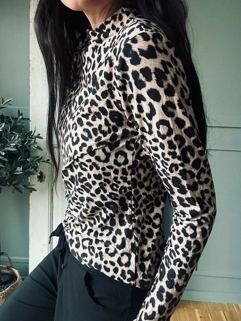 Blus Leopard - Ultra mjuk