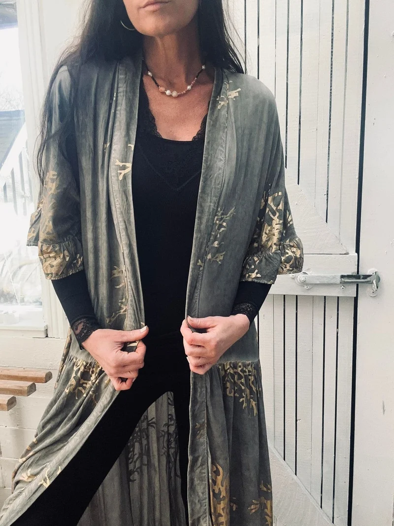 Kimono – Stone / Gold