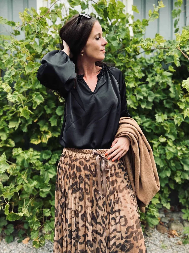 Blus - Black Onesize