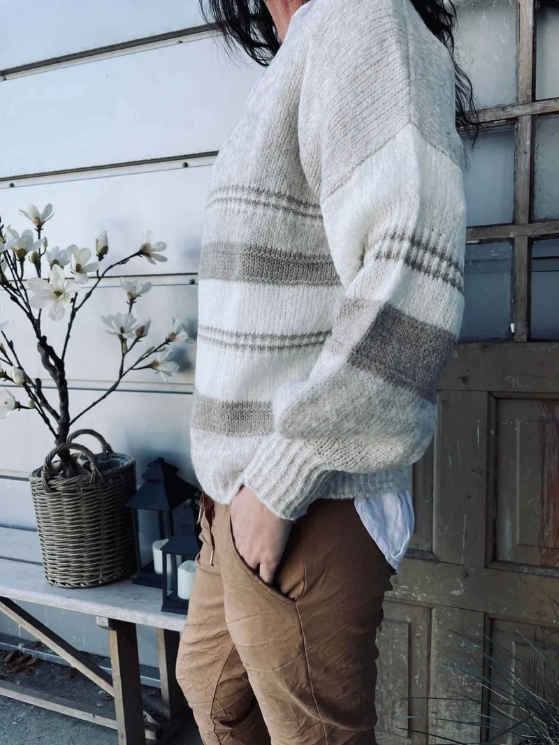 Stickad Oversize Alma Beige
