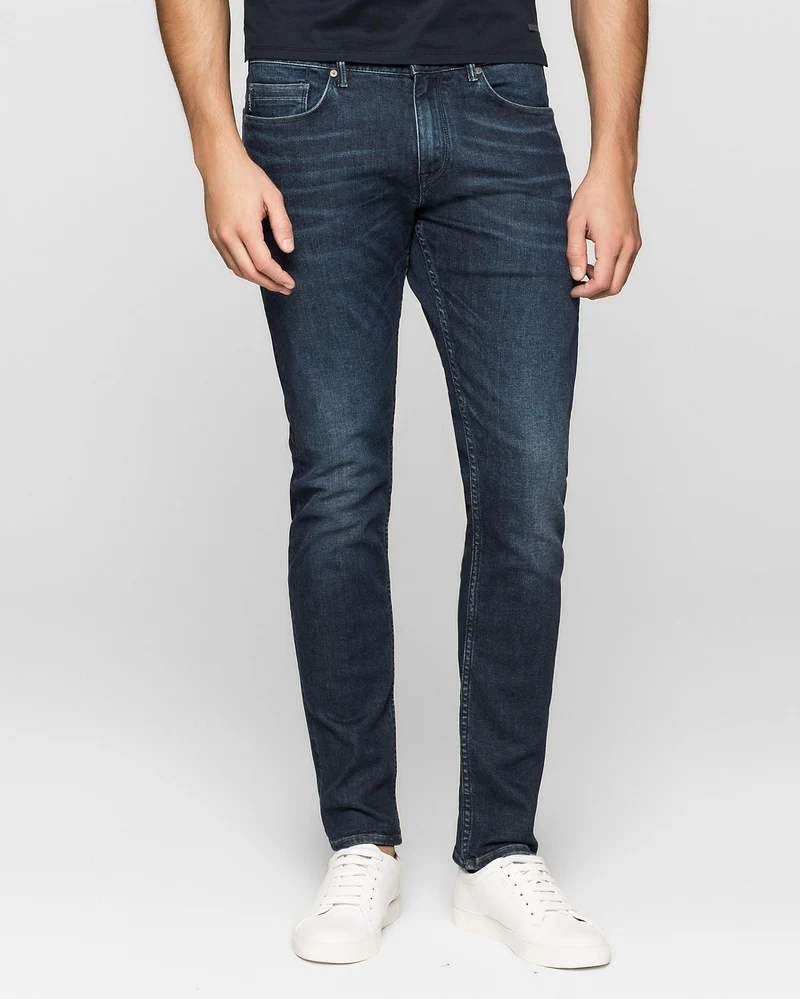 Straight Jeans