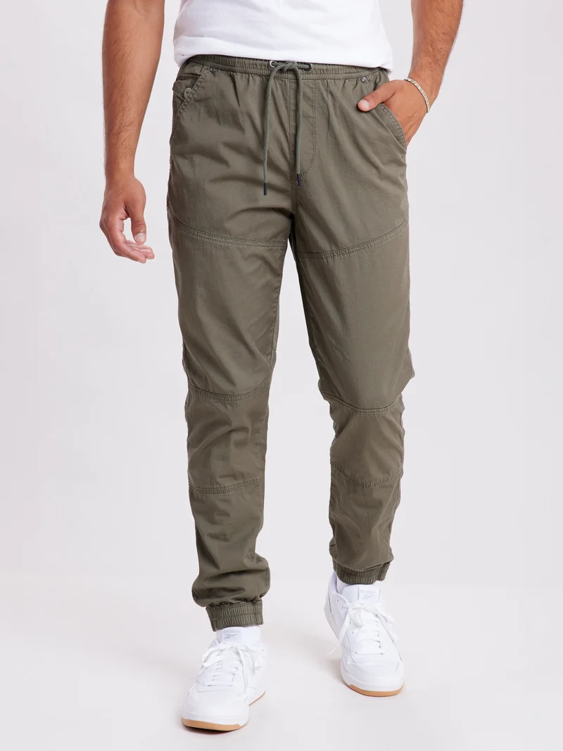 Charger Stretch Twill Jogger Pant