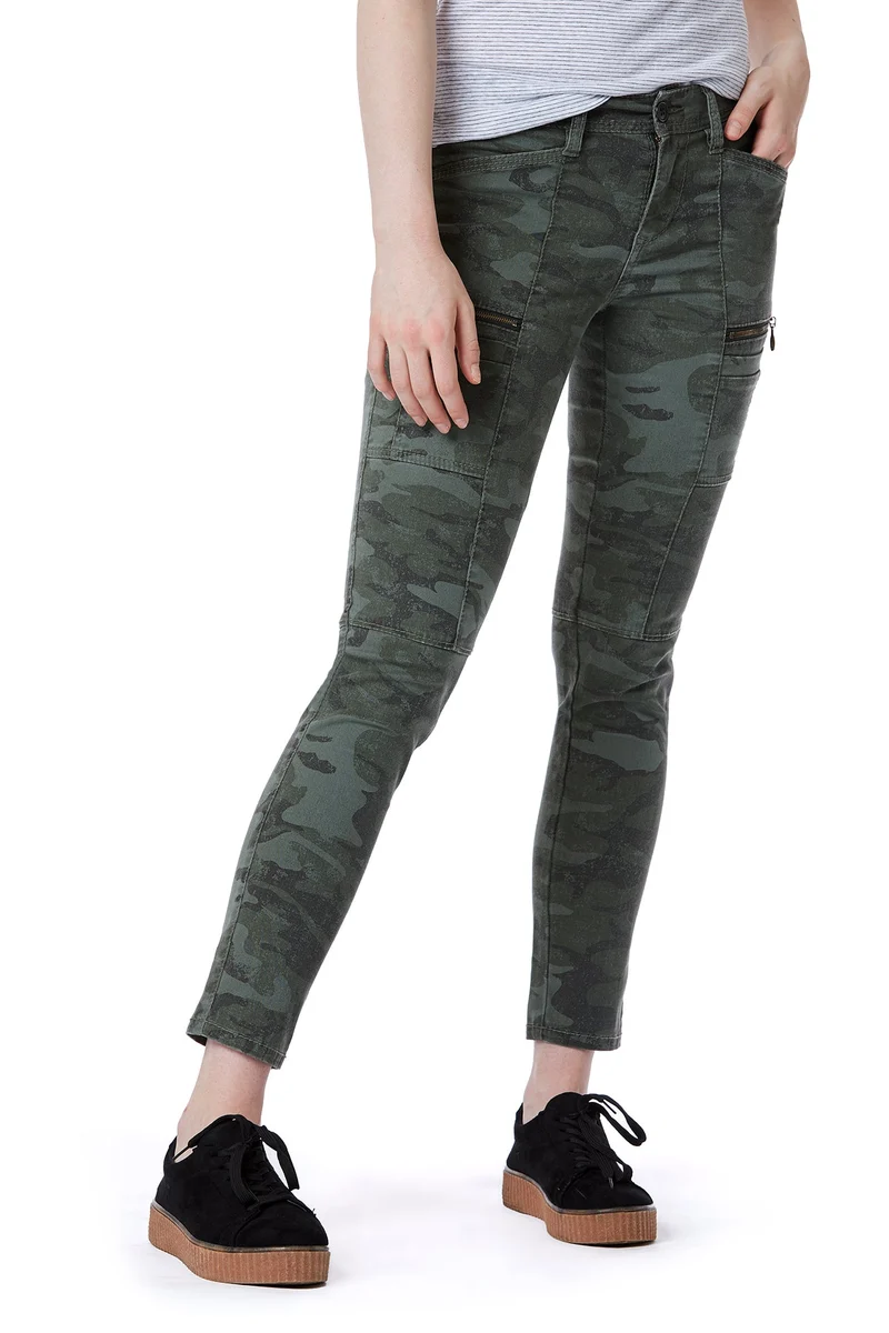 Claire Camo Skinny Zip Cargo Pant