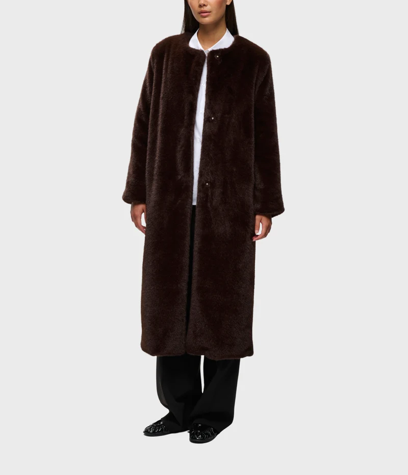 Zabelleiw Long Coat (191109 Chocolate Brown)