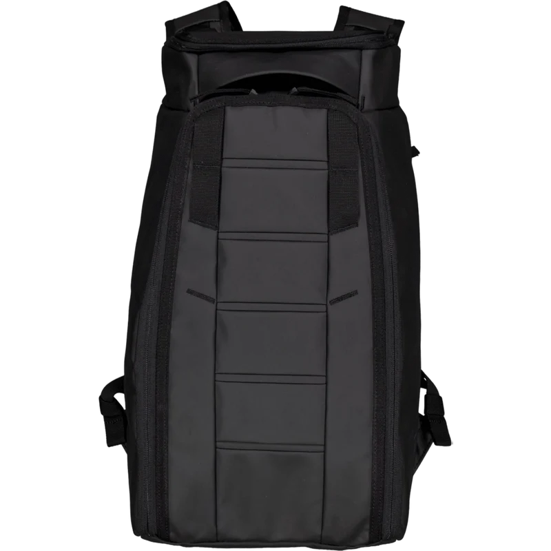 Hugger Backpack 20l Black Out