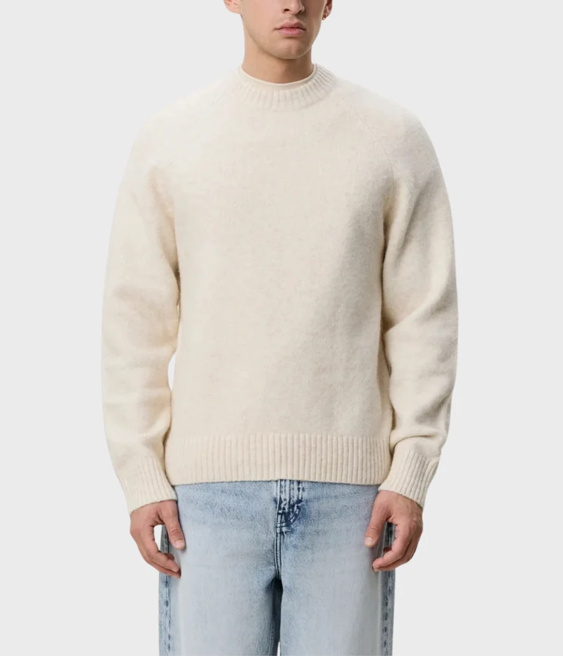 Soft Roundneck Knit (215 Ivory)