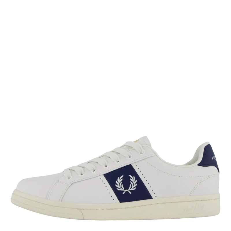 B721 Lthr Perf/branded Snow White