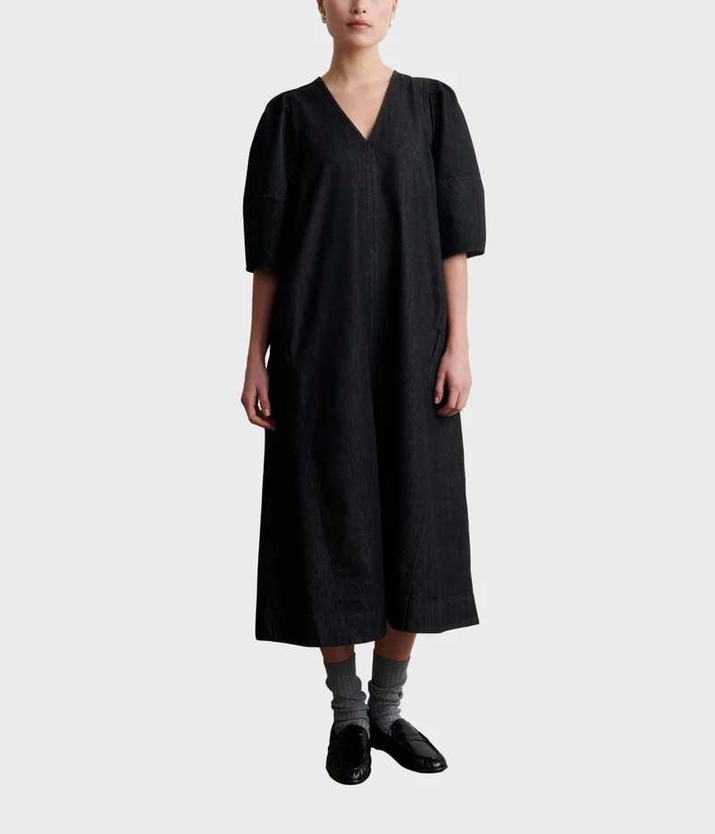 Dera Denim Dress. (Black)