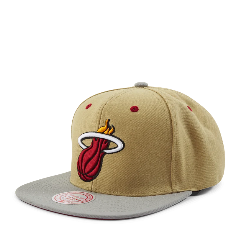 Classic Canvas Snapback