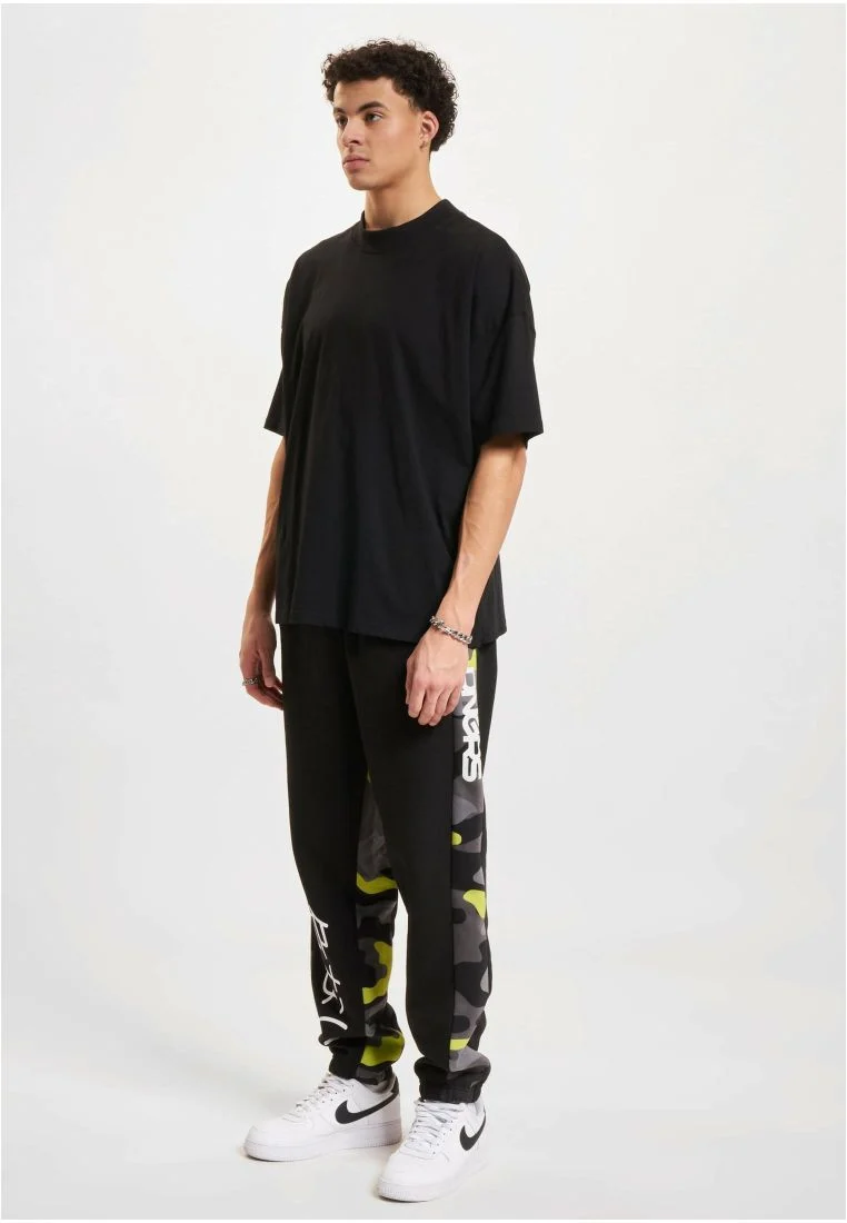 DNGRS Even Sweatpants