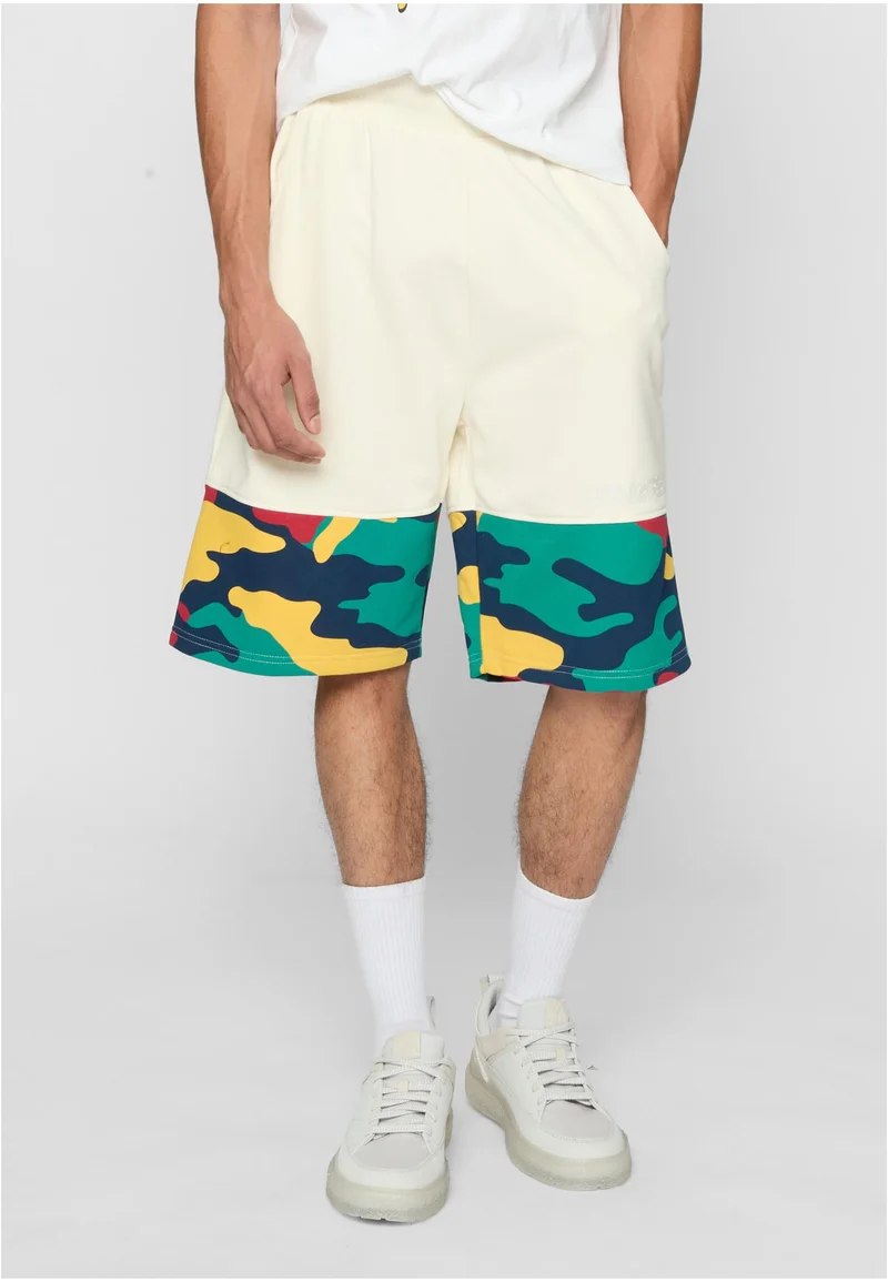 DNGRS Shorts HideMe