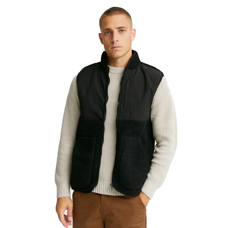 Studio Total Recycled Pile Vest
