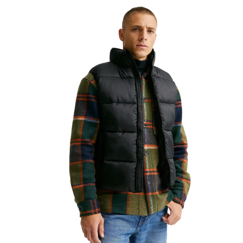 Studio Total Recycled Puffer Vest